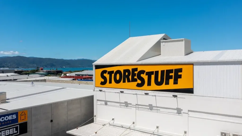 summer-self-storage-wellington-family-packing-boxes-lower-hutt-facility